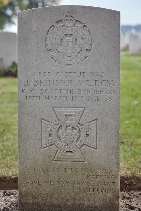 Vlamertinghe New Military Cemetery - John Skinner VC.
