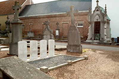 Warcoing Churchyard