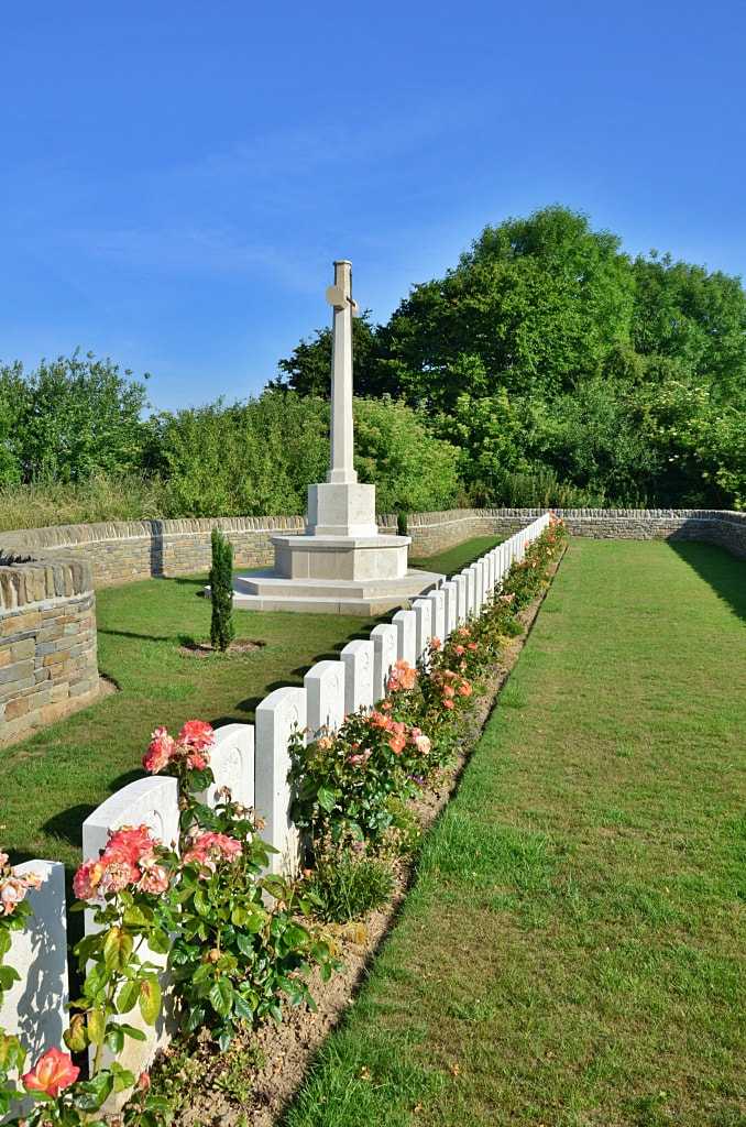 Warry Copse Cemetery
